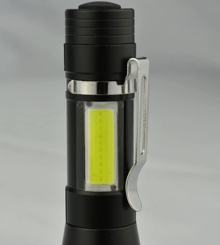 Mini Lanterna Tática Led Recarregável Portátil